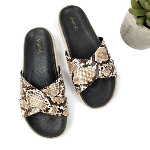 Qupid Hachi Espadrille Slides in Snakeskin Size 6